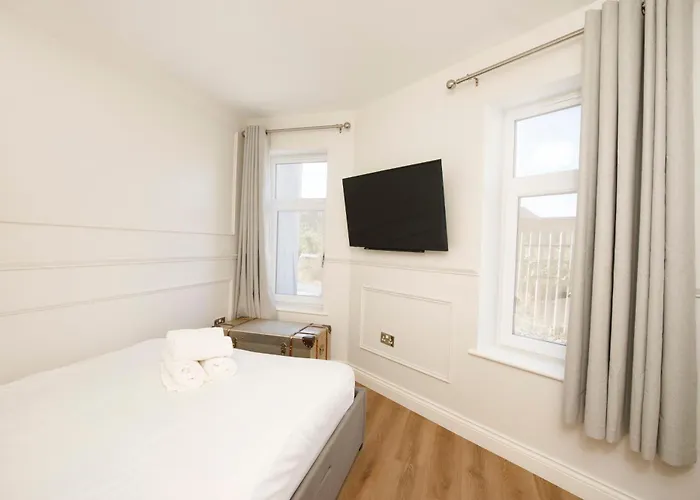 בית נופש Beautiful 2 Bed On Quiet Cobblestone Lane, Pet Friendly יורק