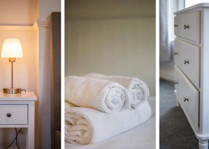 Beautiful 2 Bed On Quiet Cobblestone Lane, Pet Friendly *